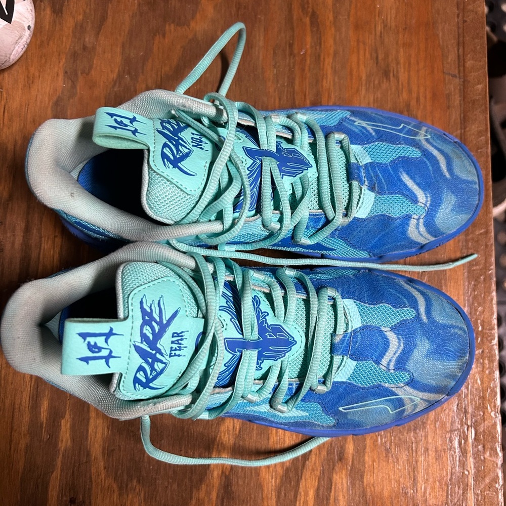 Puma Lamelo Ball basketball shoes
